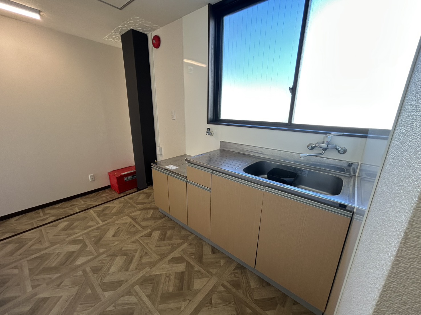 室内 窓側スペース