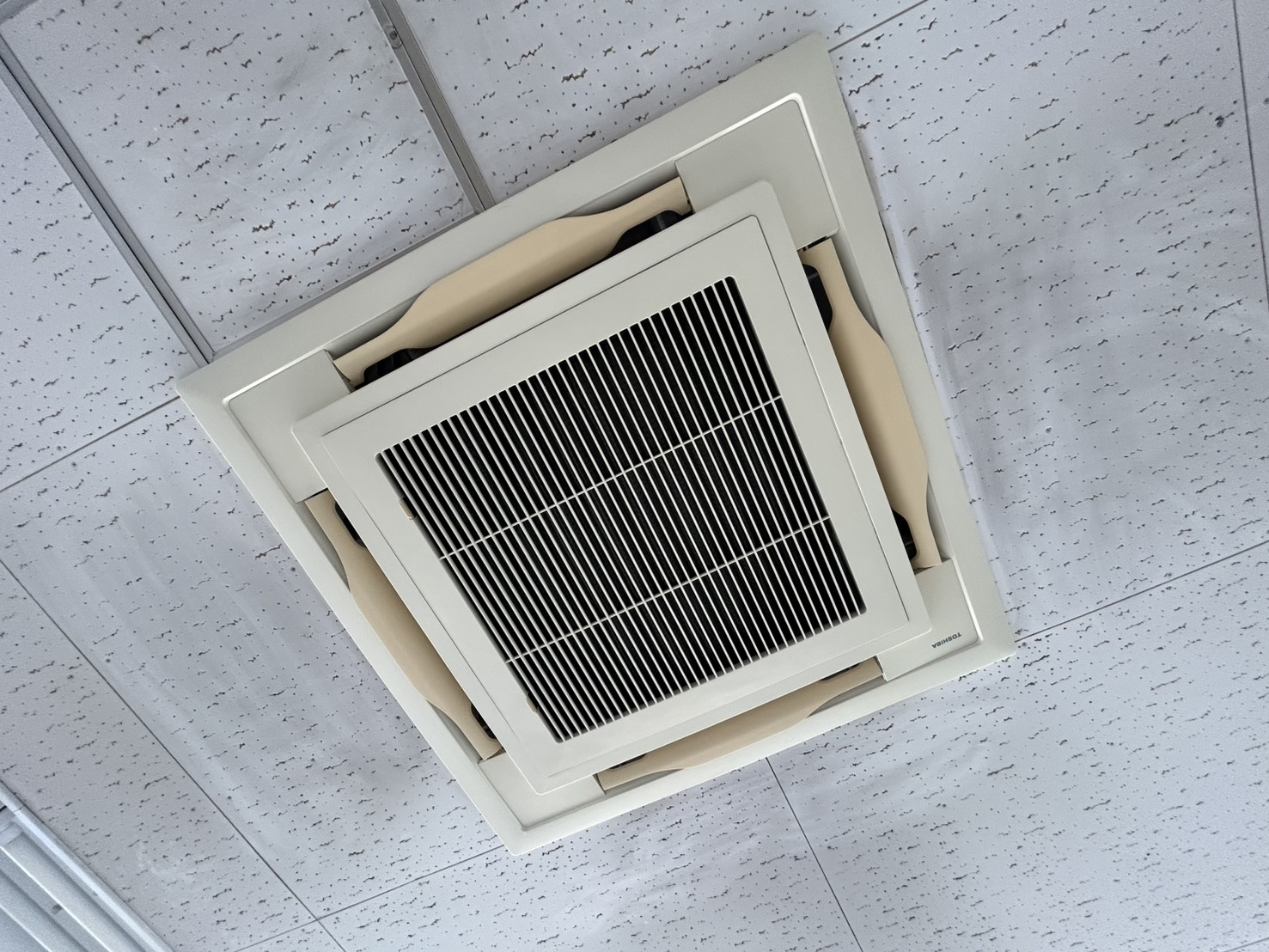 室内 入口側からの様子