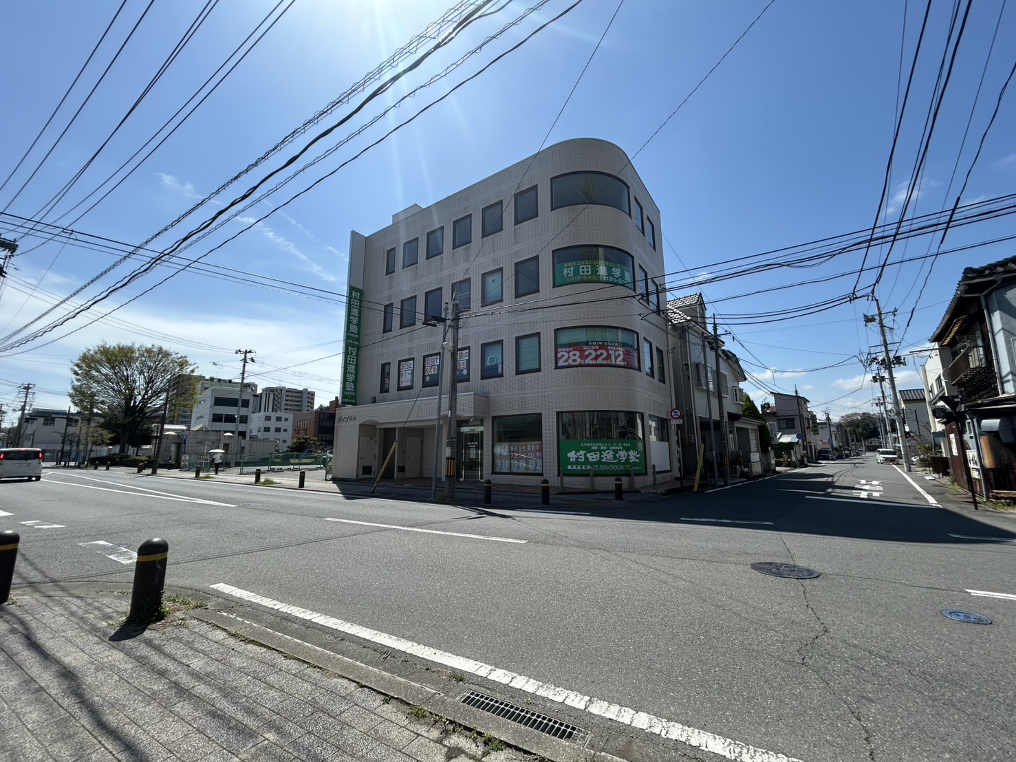 建物外観 道路側